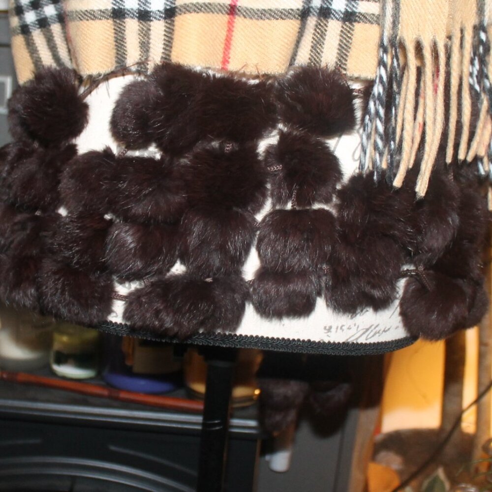 Nova Check Tartan Plaid Wrap w Fringe and Genuine Rabbit Fur Bottom Sz OS S M L - Picture 7 of 8